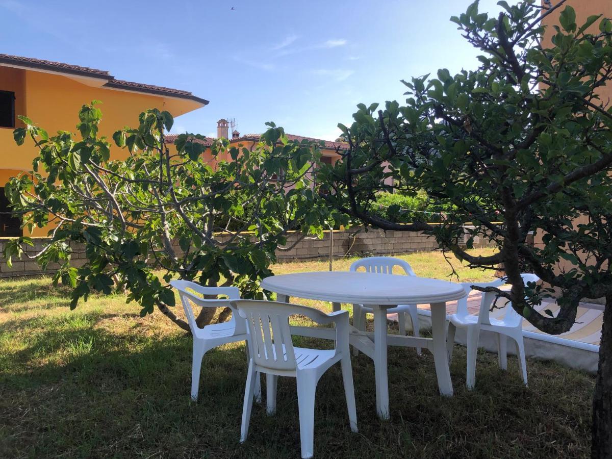Private Apartment With Garden カンニジョネ エクステリア 写真