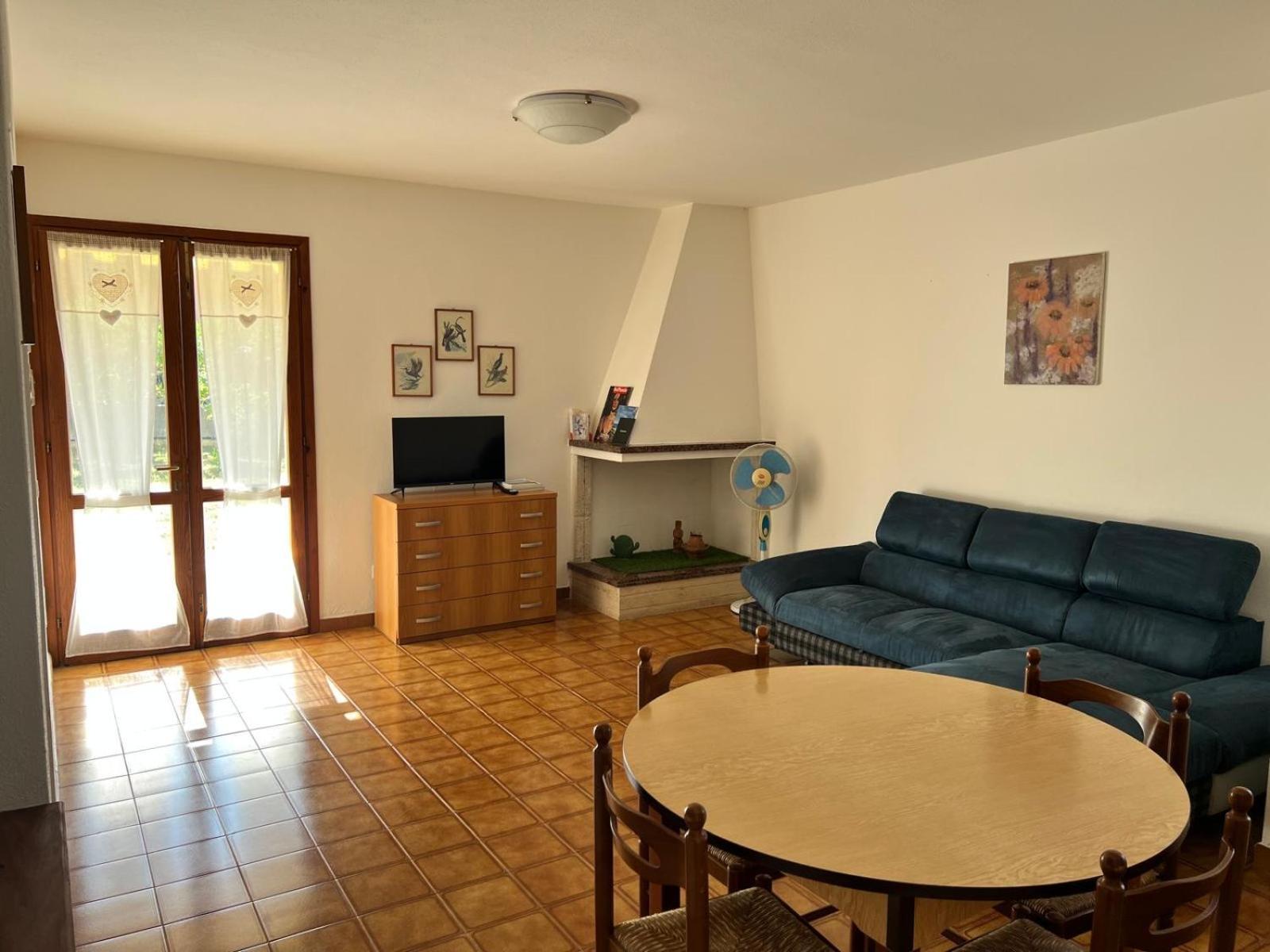 Private Apartment With Garden カンニジョネ エクステリア 写真